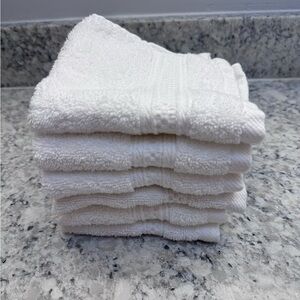 Utopia Set of 6 Wash Cloth Luxury White Cotton. Set of 6 for 1 Price! No Stains.